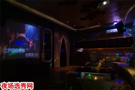 南昌生意稳定的酒吧招聘兼职大学生-打足12分的精神图片展示