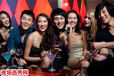 上海酒吧招聘服务员〖每天爆满小费日结〗图片展示