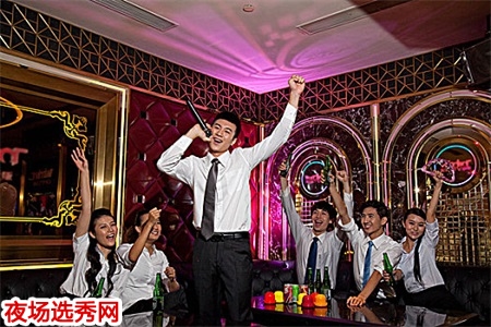 广州高端商务夜总会招聘服务员〖无需办卡无需身份证〗图片展示
